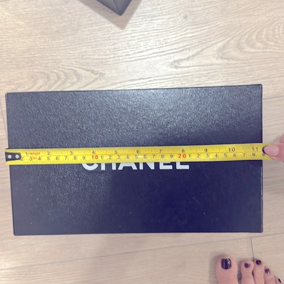Authentic Chanel Shoe Box - Picture 4 of 4